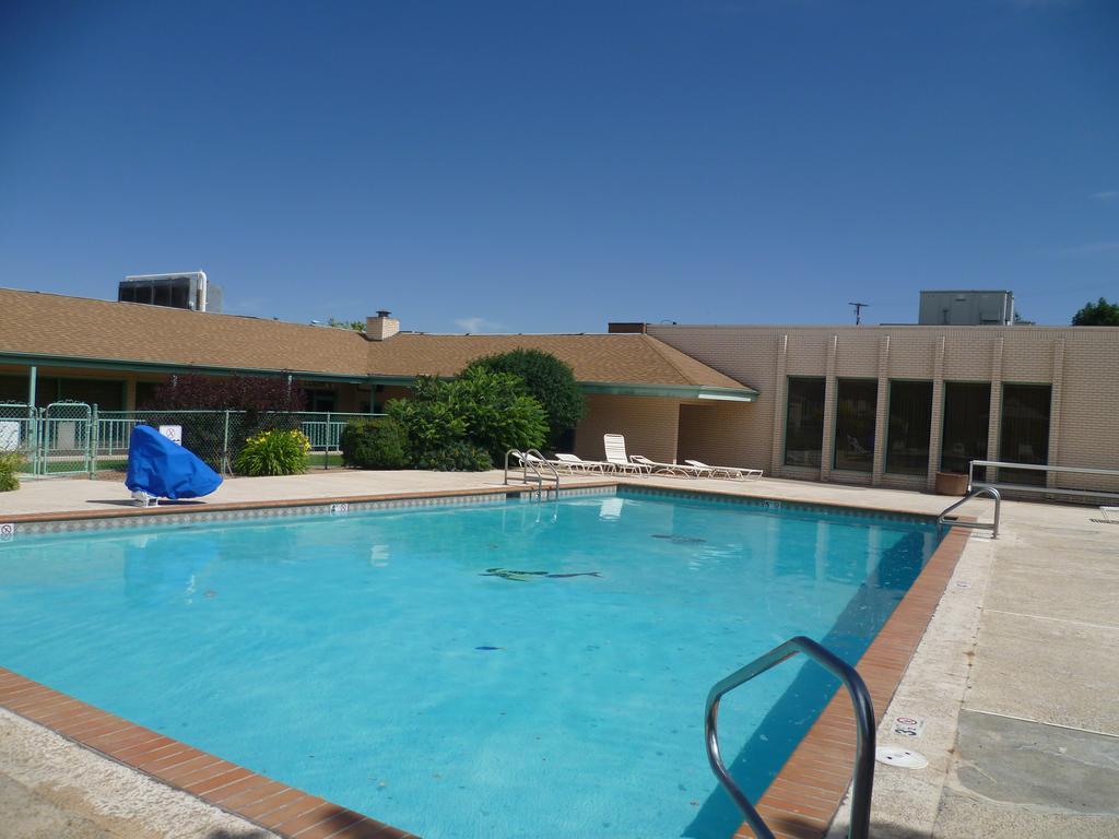 Travelodge By Wyndham غراند جنكشن المظهر الخارجي الصورة