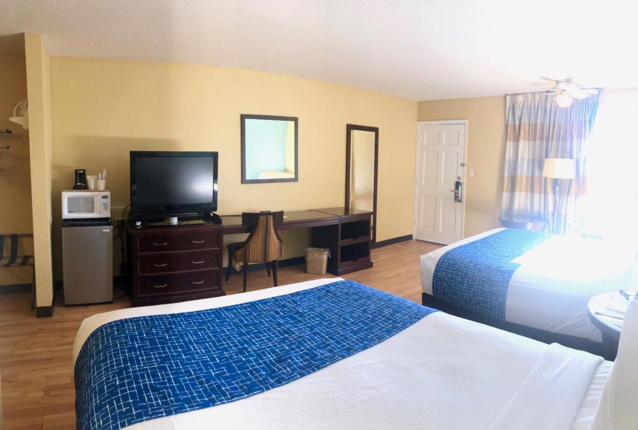 Travelodge By Wyndham غراند جنكشن المظهر الخارجي الصورة
