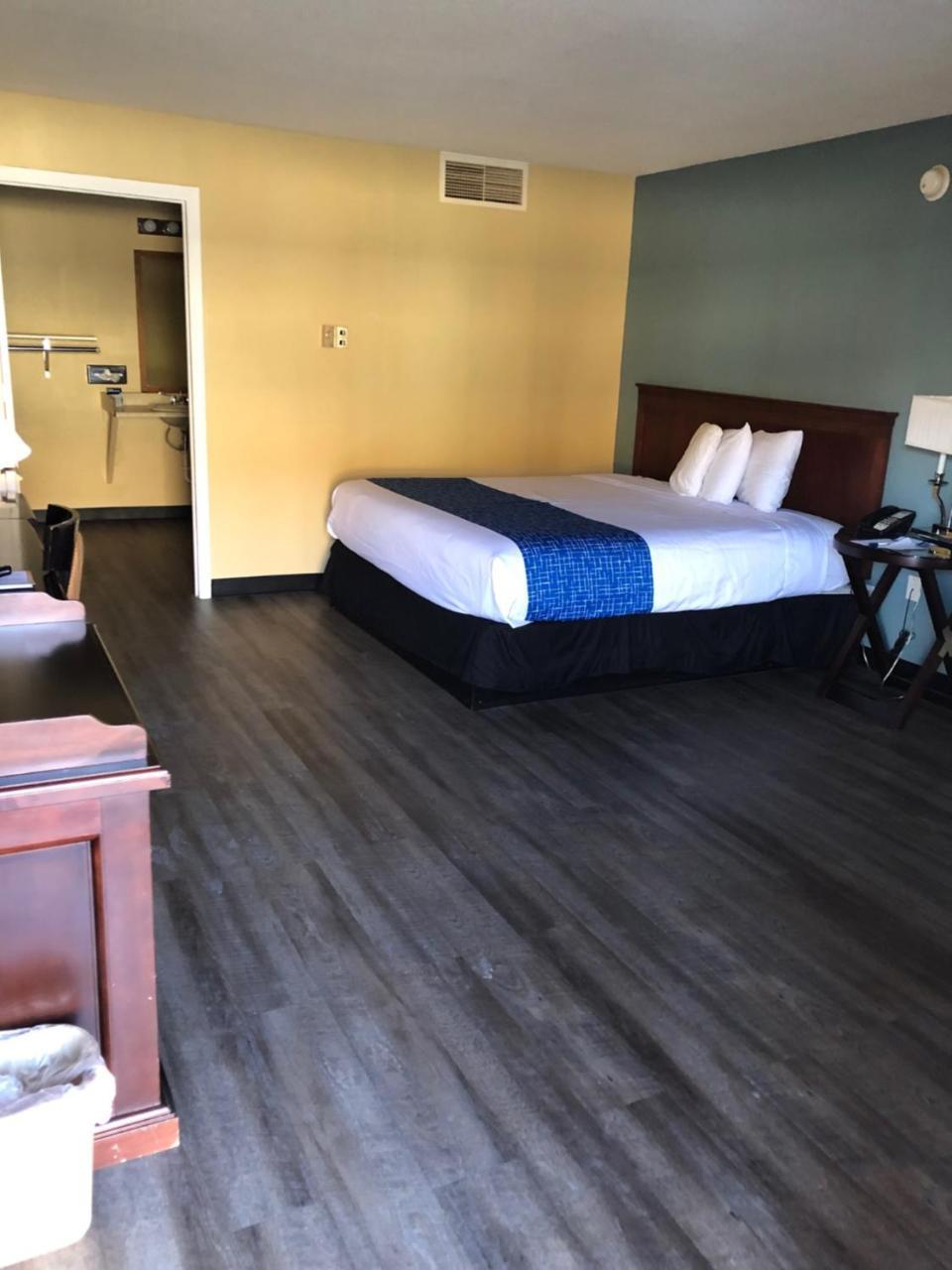 Travelodge By Wyndham غراند جنكشن المظهر الخارجي الصورة