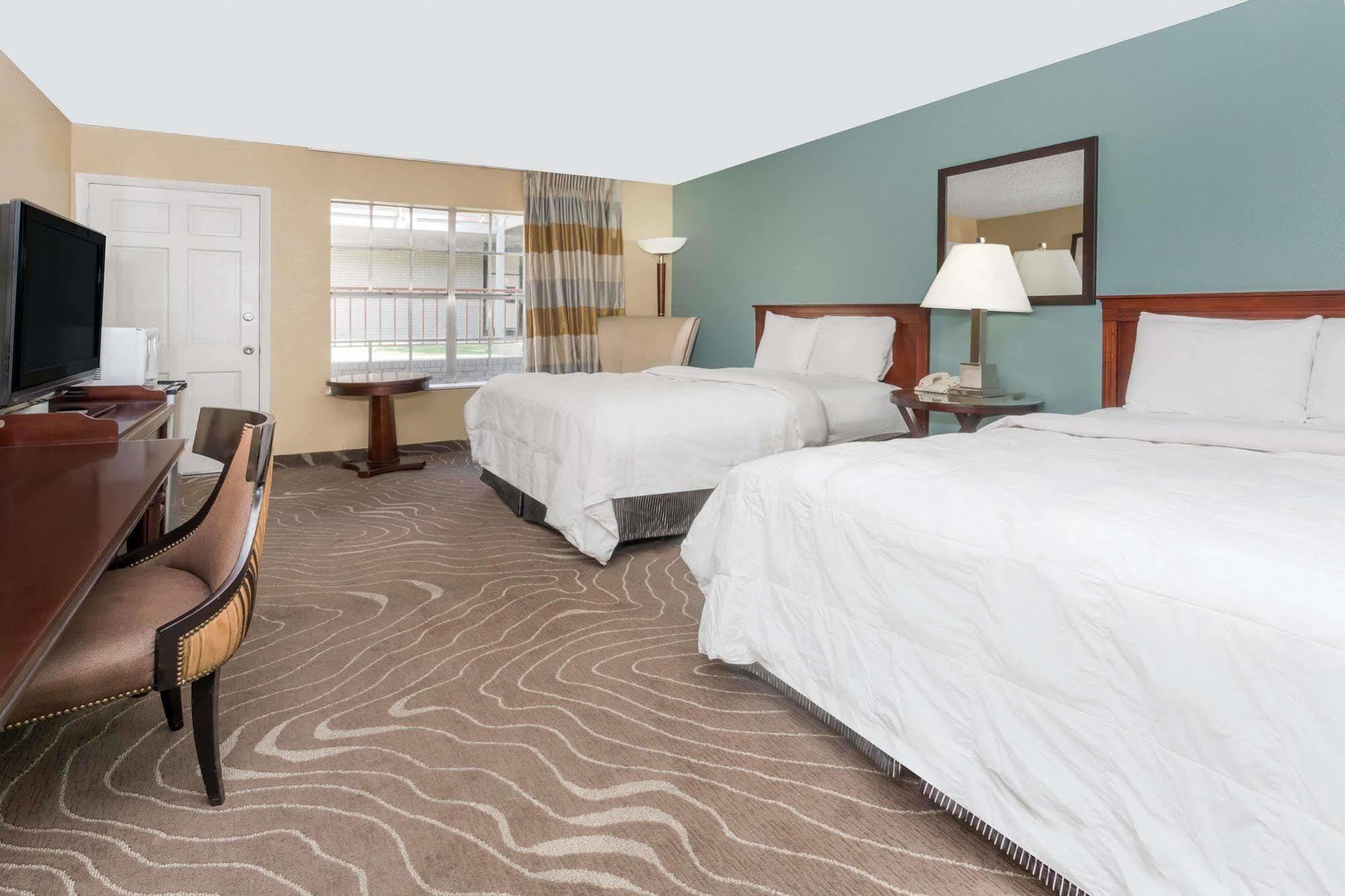 Travelodge By Wyndham غراند جنكشن المظهر الخارجي الصورة